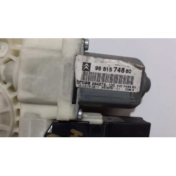 Recambio de motor elevalunas delantero derecho para citroën c4 berlina collection referencia OEM IAM 9681574880  