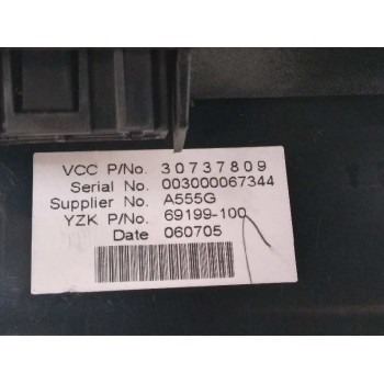 Recambio de mando climatizador para volvo v50 familiar 1.8 cat referencia OEM IAM 30737809  