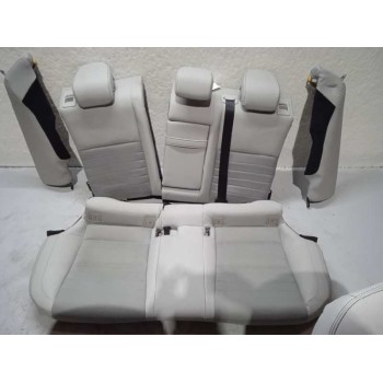 Recambio de juego asientos completo para lexus is 300h referencia OEM IAM  X4 