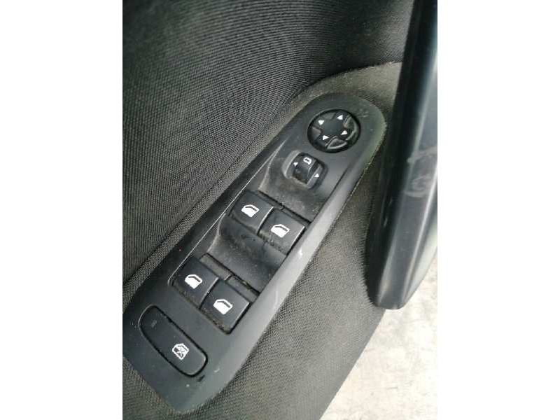 Recambio de mando elevalunas delantero izquierdo para peugeot 308 business line 130 referencia OEM IAM 96788201ZD 4 TECLAS 