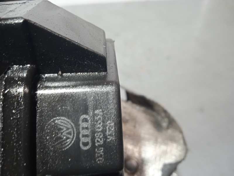 Recambio de colector admision para skoda suberb (3t4) 2.0 tdi dpf referencia OEM IAM 03G129713K  