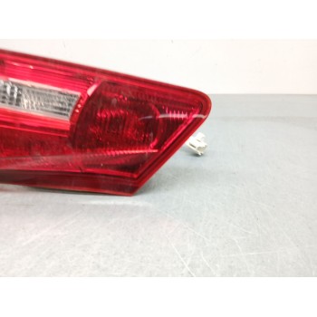 Recambio de piloto trasero derecho interior para lexus is ii (_e2_) 220d (ale20) referencia OEM IAM E111184  