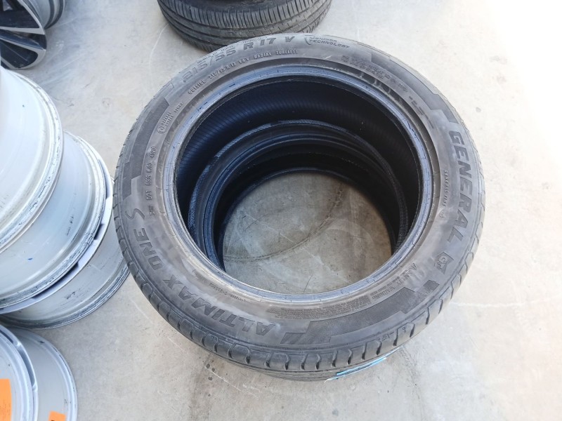 Recambio de neumatico para nissan juke (f15) 1.5 dci referencia OEM IAM 215-55-17 94V X2 GENERAL 2020