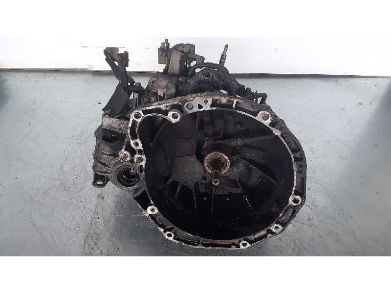 Recambio de caja cambios para nissan primera berlina (p12) acenta referencia OEM IAM ND0102 B 178.542KM 6V