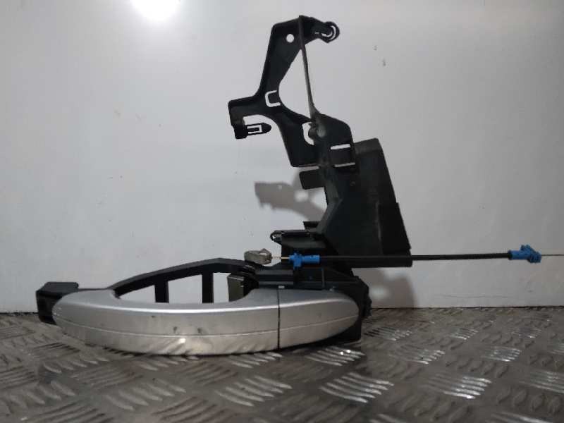 Recambio de maneta exterior delantera derecha para ford mondeo ber. (ca2) trend x referencia OEM IAM 7S71A219A64CJ PLATA 