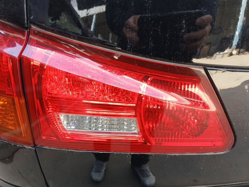 Recambio de piloto trasero izquierdo interior para lexus is ii (_e2_) 220d (ale20) referencia OEM IAM E111184  