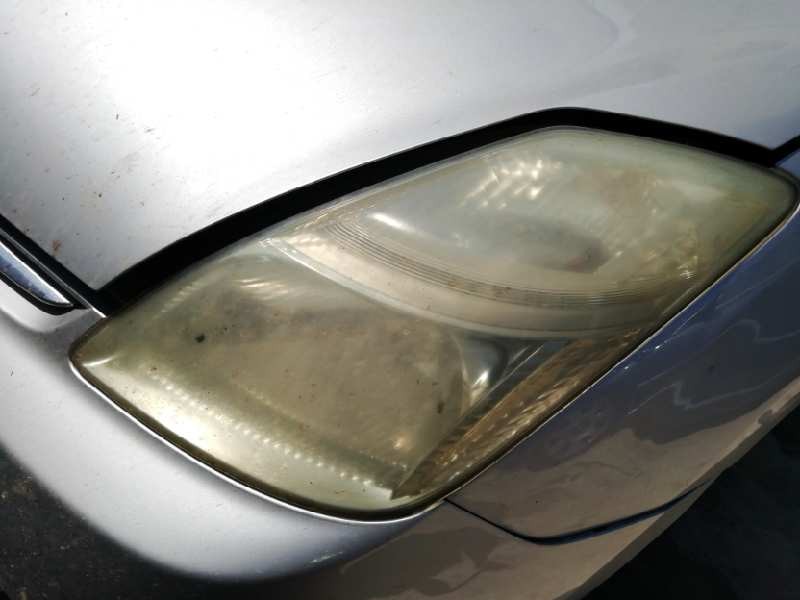 Recambio de faro izquierdo para toyota prius (nhw20) 1.5 cat referencia OEM IAM  PARA PULIR 
