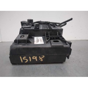 Recambio de caja reles / fusibles para ford focus st-line referencia OEM IAM LX6T14D068 JX6T14A094AE 
