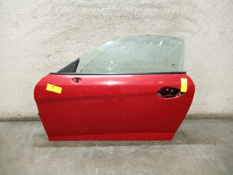 Recambio de puerta delantera izquierda para hyundai coupe (gk) 1.6 fx referencia OEM IAM 760032C300 ROJA 