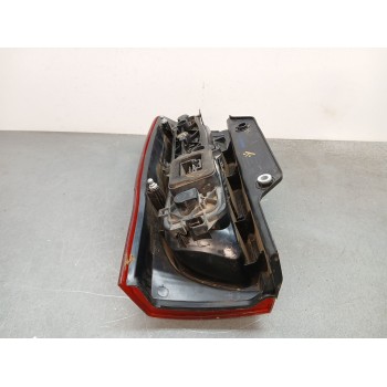 Recambio de piloto trasero derecho para fiat fiorino 1.3 16v jtd cat referencia OEM IAM 086611940r pequeño golpe 