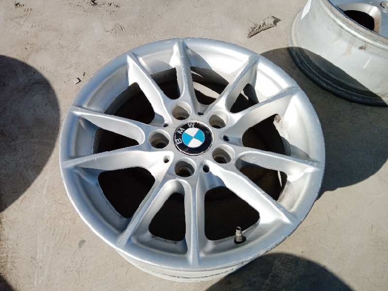 Recambio de llanta para bmw serie 5 berlina (e39) 530d referencia OEM IAM 7JX16 H2 ET20 X1 16