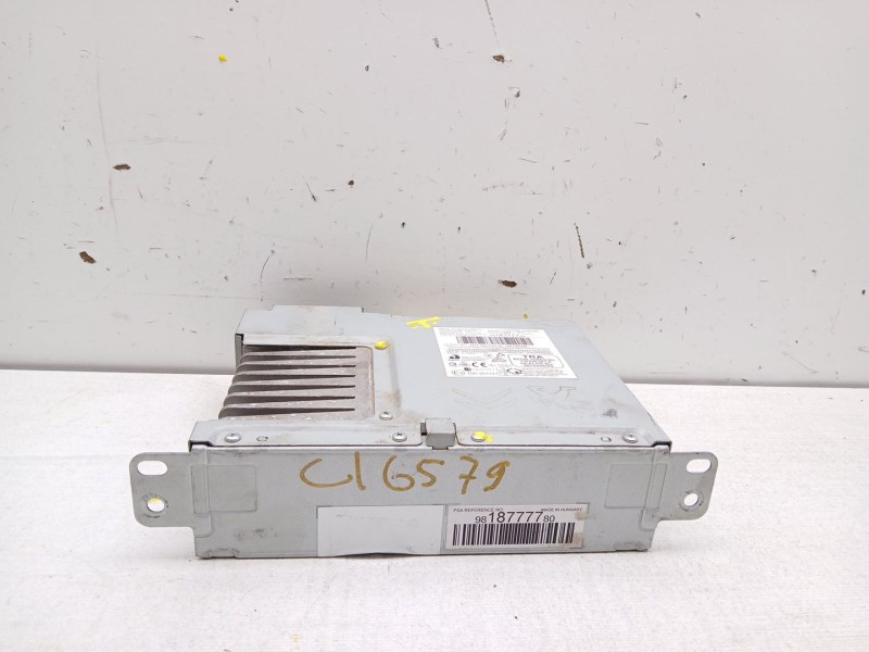 Recambio de sistema audio / radio cd para peugeot rifter access standard referencia OEM IAM 9818777780  