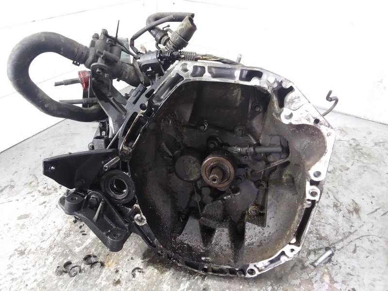 Recambio de caja cambios para renault clio ii (bb_, cb_) 1.5 dci referencia OEM IAM JR5120  