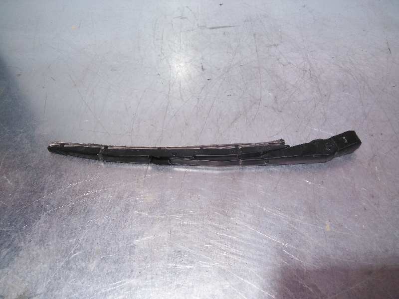 Recambio de brazo limpia trasero para honda cr-v comfort 4x2 referencia OEM IAM   