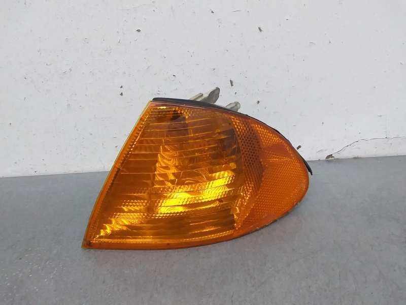 Recambio de piloto delantero izquierdo para bmw serie 3 berlina (e46) 320d referencia OEM IAM 6902765 1º AMBAR