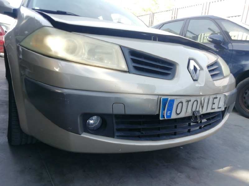 Recambio de paragolpes delantero para renault megane ii classic berlina 1.6 16v referencia OEM IAM   