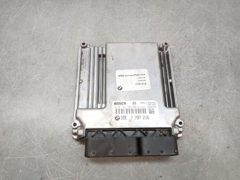 Recambio de centralita motor uce para bmw 1 (e87) 118 d referencia OEM IAM 0281011964  
