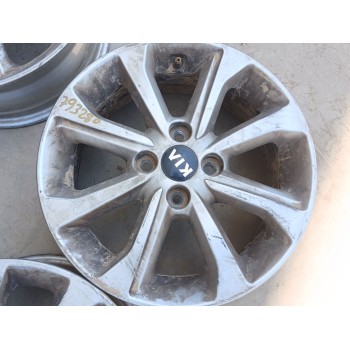 Recambio de juego llantas para kia stonic (yb) 1.2 cvvt referencia OEM IAM 6JX15 ET46 52910H8400 X4