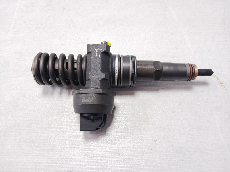 Recambio de inyector para seat toledo iii (5p2) 1.9 tdi referencia OEM IAM   