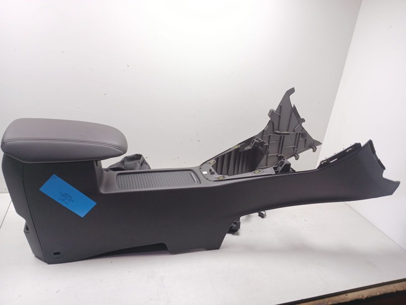 Recambio de apoyabrazos central para ford focus lim. 1.5 ecoboost cat referencia OEM IAM   