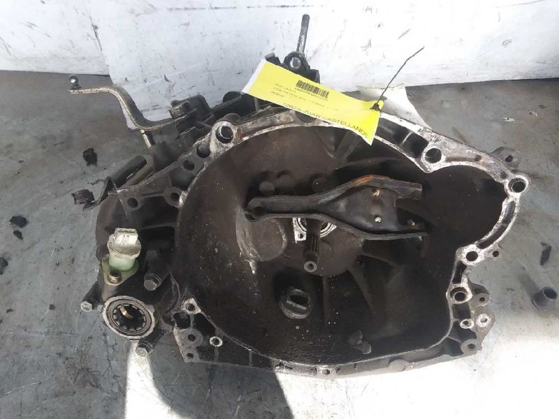Recambio de caja casco para citroën berlingo 1.9 diesel referencia OEM IAM 20DM48  