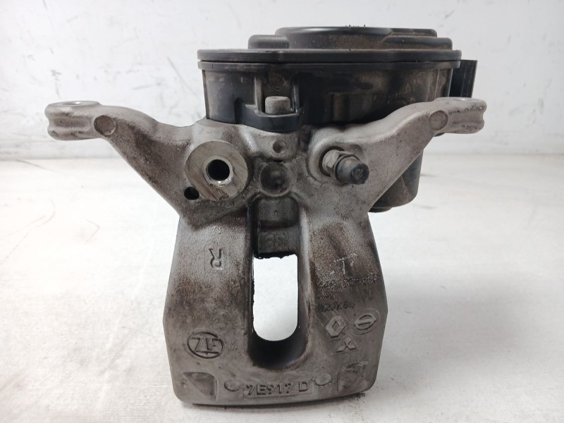 Recambio de pinza freno trasera izquierda para renault megane e-tech suv ev40 referencia OEM IAM 440105mz0b  zf electrica
