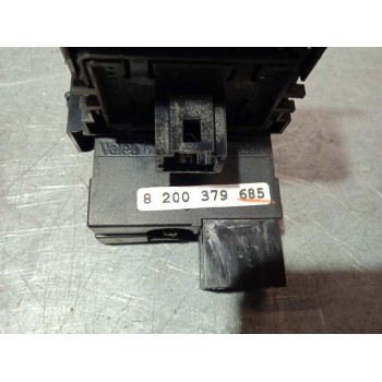 Recambio de interruptor para renault master kipper doka l3h1 3,5t referencia OEM IAM 8200379685  