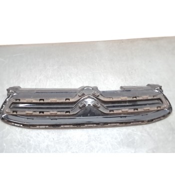 REJILLA DELANTERA 531210H030 1162241110600 3200201162241190100