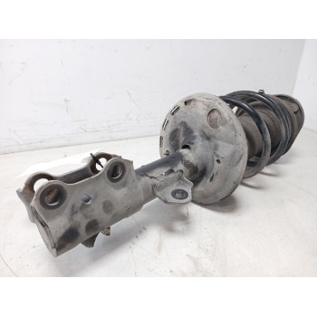 Recambio de amortiguador delantero derecho para toyota auris hybrid active referencia OEM IAM 4851002e00  