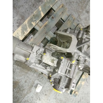 Recambio de caja cambios para peugeot 4007 premium referencia OEM IAM R 6V 198.600KM 4X4