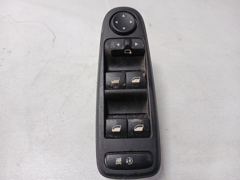 Recambio de mando elevalunas delantero izquierdo para citroën c4 grand picasso avatar referencia OEM IAM 96639382zd  