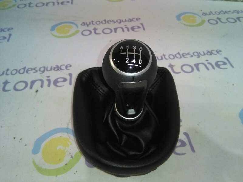 Recambio de pomo palanca cambio para seat leon (1p1) referencia OEM IAM  NUEVO 6 V
