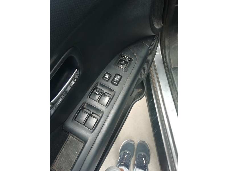 Recambio de mando elevalunas delantero izquierdo para peugeot 4007 premium referencia OEM IAM   