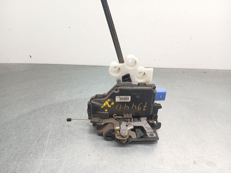 Recambio de cerradura puerta trasera derecha para seat altea (5p1) 1.9 tdi referencia OEM IAM 7L0839016D  