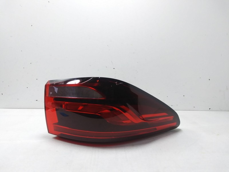 Recambio de piloto trasero izquierdo para mg zs suv (azs1) 1.5 vti referencia OEM IAM 11275380  