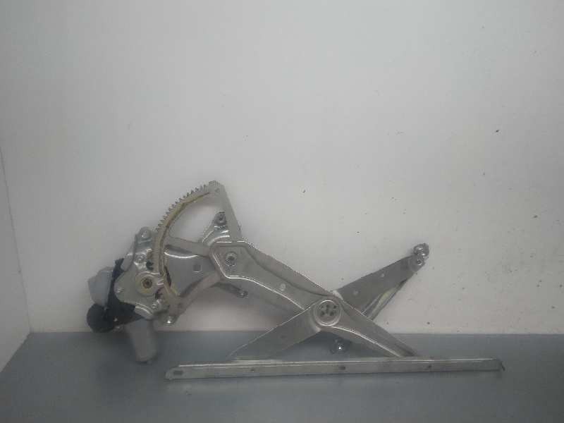 Recambio de elevalunas delantero derecho para lexus ct 200h referencia OEM IAM  7 PINES 