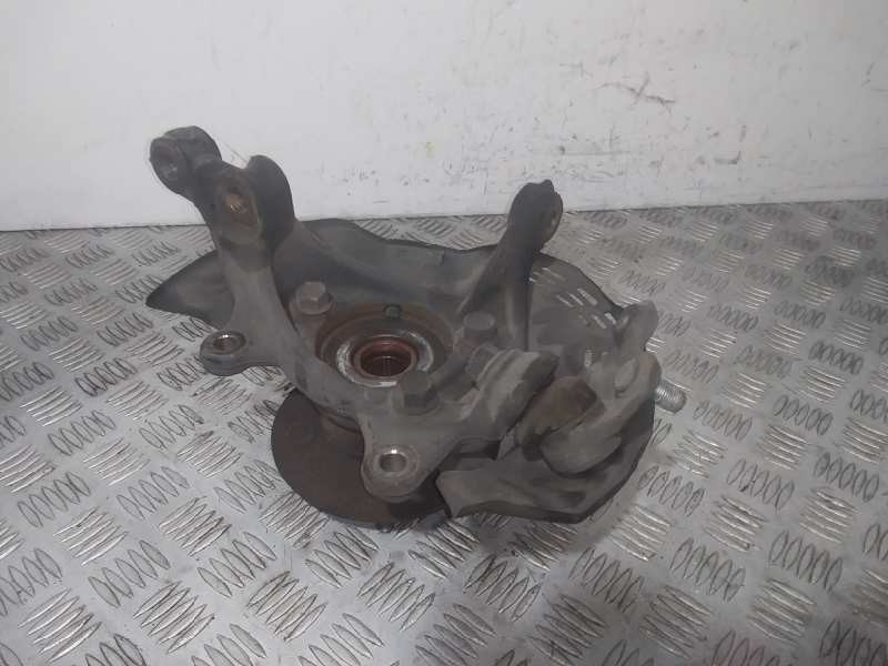 Recambio de mangueta delantera derecha para toyota corolla (e18) referencia OEM IAM 4321102420  