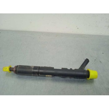Recambio de inyector para renault megane ii berlina 3p 1.5 dci diesel referencia OEM IAM R01801Z  