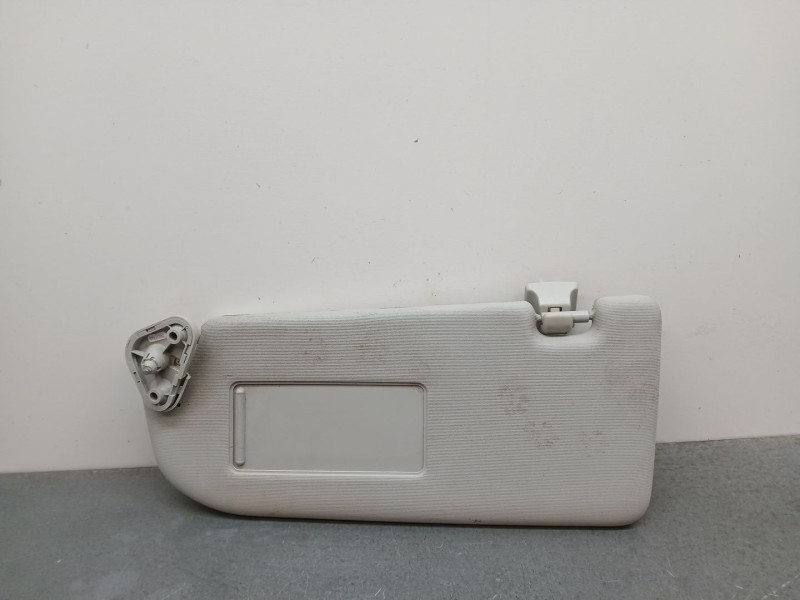 Recambio de parasol izquierdo para mg zs luxury referencia OEM IAM as22433005  