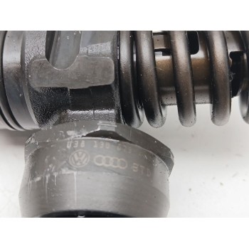 Recambio de inyector para seat leon (1p1) 1.9 tdi referencia OEM IAM 038130073ag 0414720215 