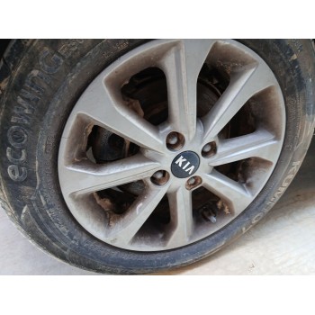 Recambio de juego llantas para kia stonic (yb) 1.2 cvvt referencia OEM IAM 6JX15 ET46 52910H8400 X4