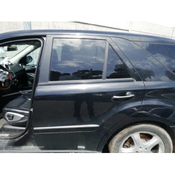 PUERTA TRASERA IZQUIERDA 