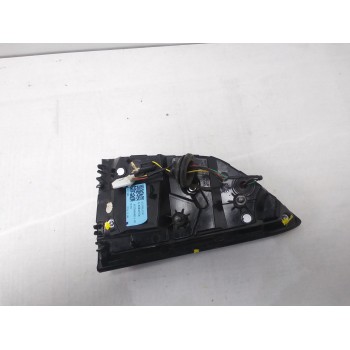 Recambio de piloto trasero izquierdo interior para mg zs suv (azs1) 1.5 vti referencia OEM IAM 11275382  