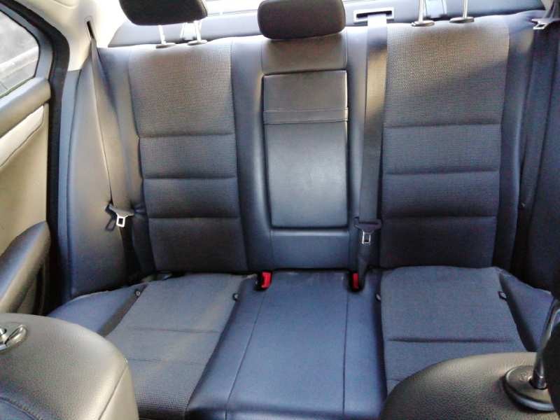 Recambio de asientos traseros para mercedes-benz clase c (w204) berlina 2.1 cdi cat referencia OEM IAM   