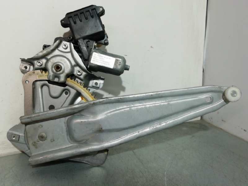 Recambio de elevalunas trasero derecho para toyota verso active referencia OEM IAM 698300F040 ELECTRICO 10 PIN