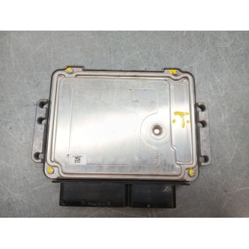 Recambio de centralita motor uce para kia carens iv 1.7 crdi referencia OEM IAM 0281031101  