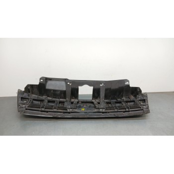 Recambio de rejilla paragolpes delantero para suzuki vitara (ly) 1.0 allgrip (apk 310) referencia OEM IAM 7212186r0  