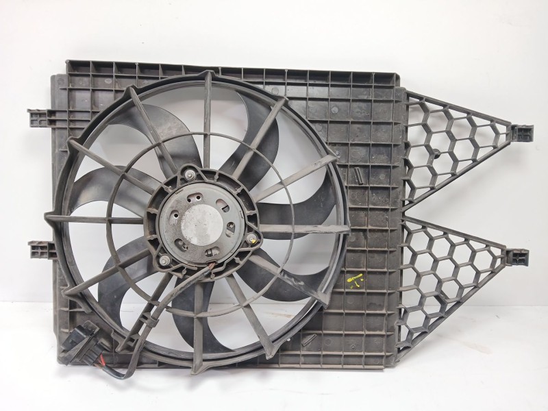 Recambio de electroventilador para seat ibiza iv (6j5, 6p1) 1.2 tdi referencia OEM IAM 6R0121207A  