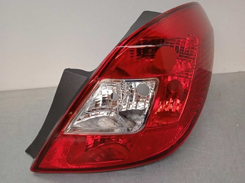 Recambio de piloto trasero derecho para opel corsa d referencia OEM IAM 1222535 NUEVO 5P