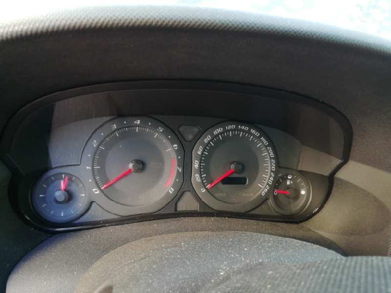 Recambio de cuadro instrumentos para cadillac cts 3.2 elegance referencia OEM IAM   
